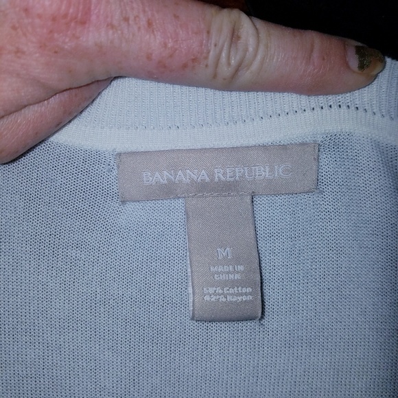 Banana Republic White Sweater - Picture 3 of 3